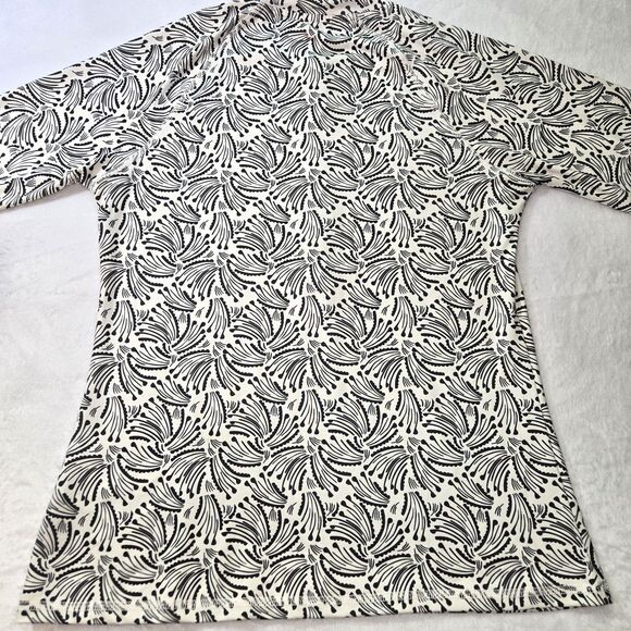 Women’s Top L The American Outdoorsman for Women Long Sleeve 1/4 Zip - Picture 2 of 5